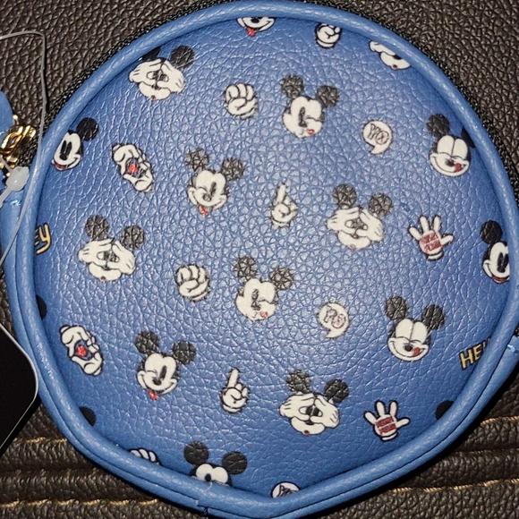 DISNEY MICKEY MOUSE AROUND COIN PURSE MINI BAG POUCH MEASURES APPROXIMATELY 4 I - Picture 1 of 5